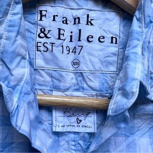 NEW Frank & Eileen Shirt XXS Button Down Barry Signature Crinkle Blue Plaid Chic